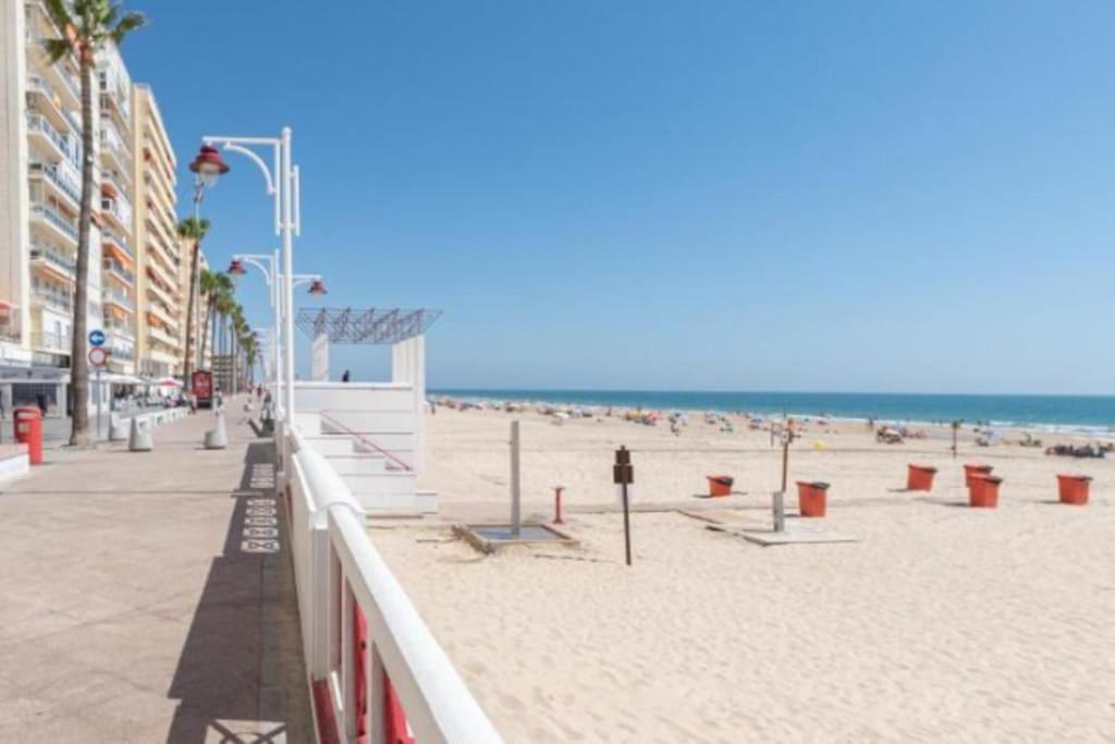 Apartamento Candari Playa En Cadix Extérieur photo