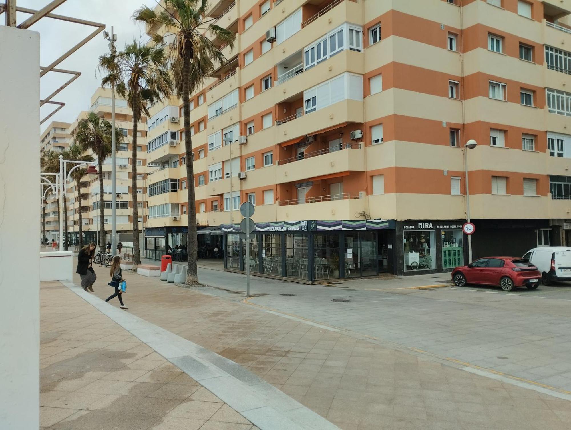 Apartamento Candari Playa En Cadix Extérieur photo