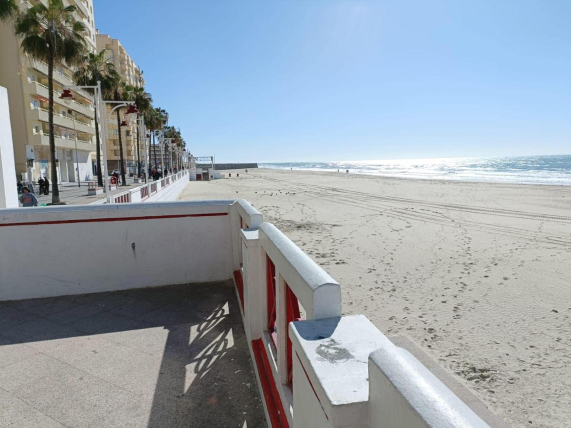 Apartamento Candari Playa En Cadix Extérieur photo